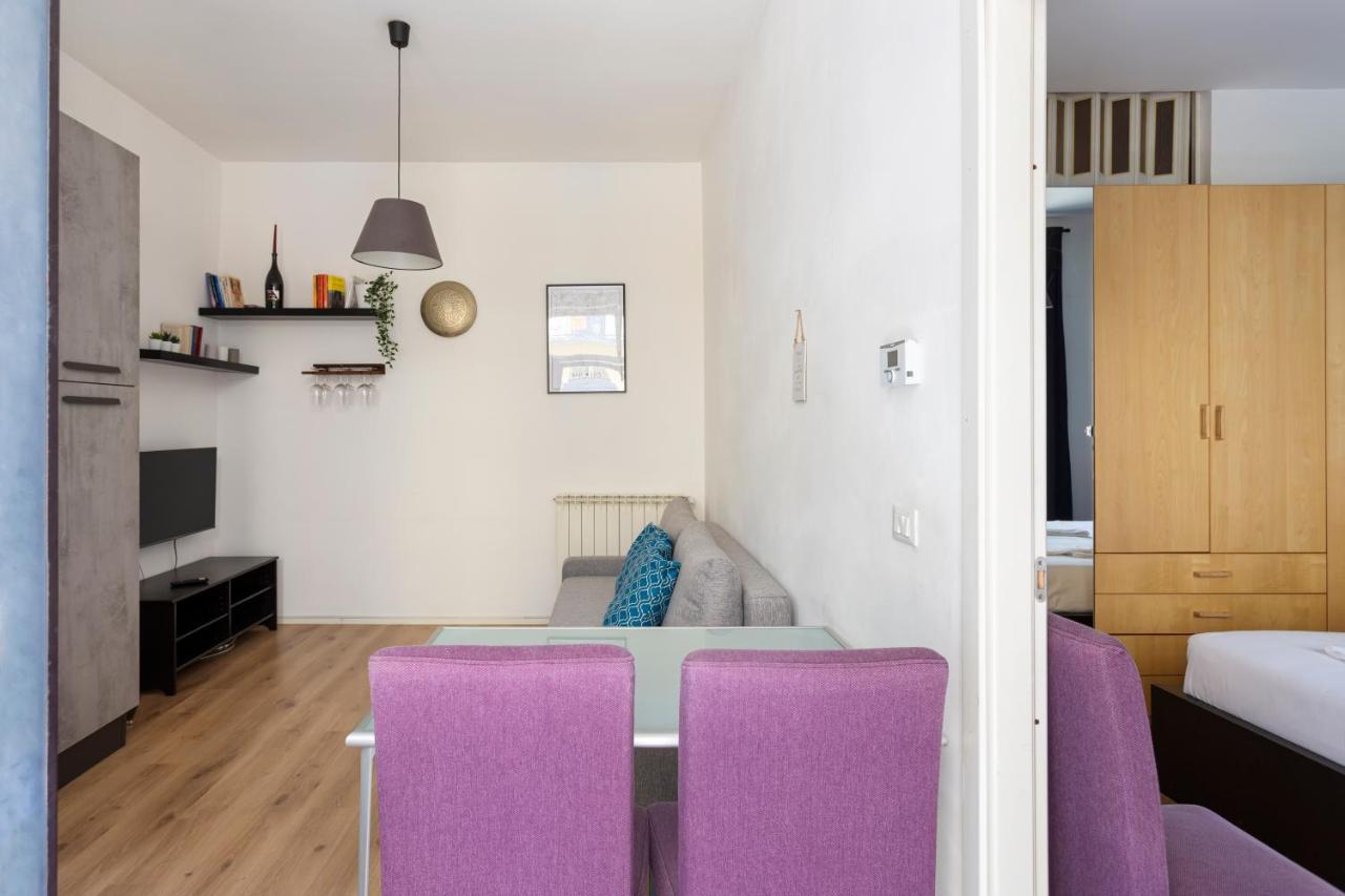 The Place, Your Place To Be - Via Tadino Apartment Milan Exterior photo